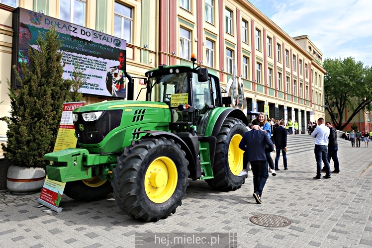 XIII Targi Edukacyjne ?I co dalej gimnazjalisto??