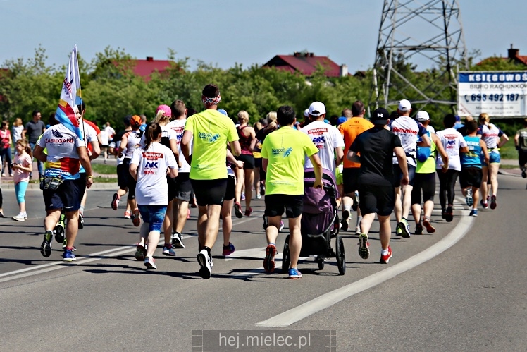 II Mielecka Dycha z JOY FITNESS: start i bieg przez Park Leśny