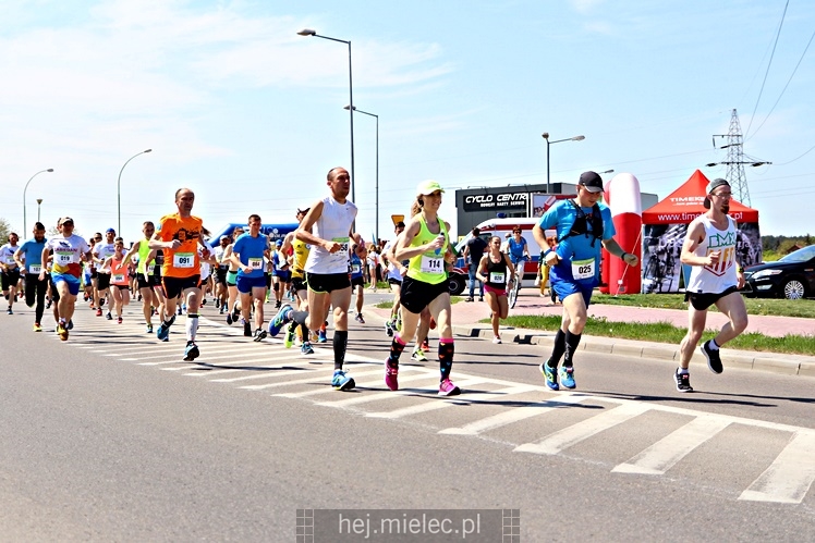 II Mielecka Dycha z JOY FITNESS: start i bieg przez Park Leśny
