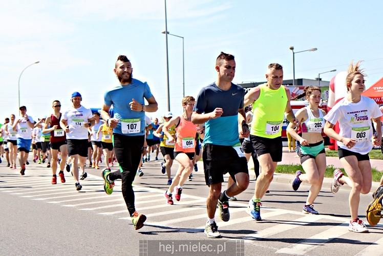 II Mielecka Dycha z JOY FITNESS: start i bieg przez Park Leśny
