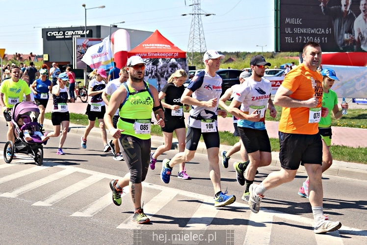 II Mielecka Dycha z JOY FITNESS: start i bieg przez Park Leśny