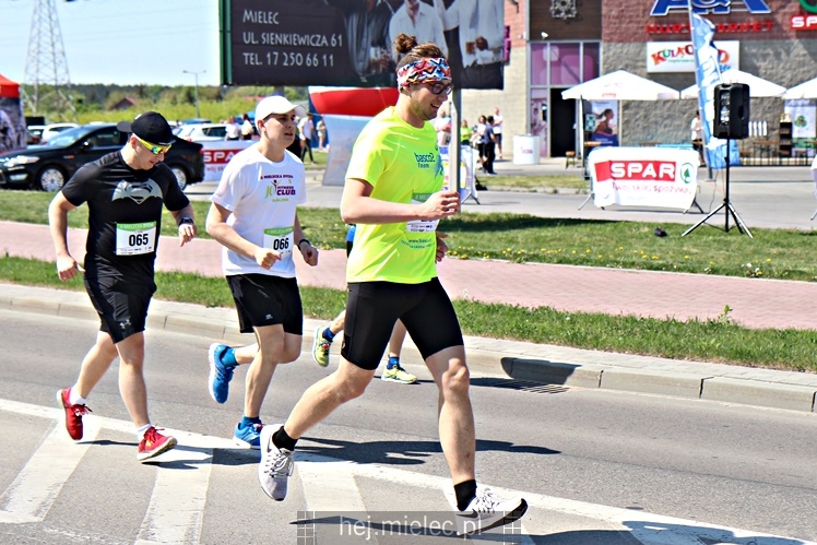 II Mielecka Dycha z JOY FITNESS: start i bieg przez Park Leśny