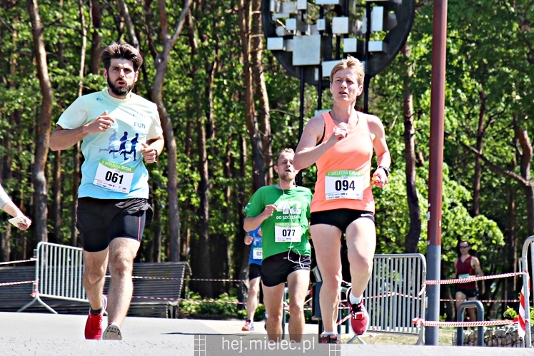 II Mielecka Dycha z JOY FITNESS: start i bieg przez Park Leśny