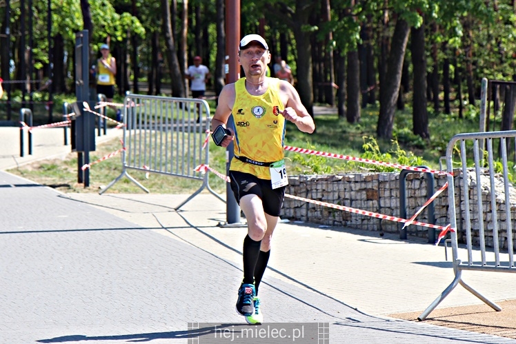 II Mielecka Dycha z JOY FITNESS: start i bieg przez Park Leśny