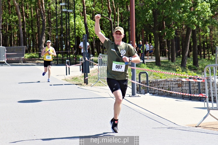 II Mielecka Dycha z JOY FITNESS: start i bieg przez Park Leśny