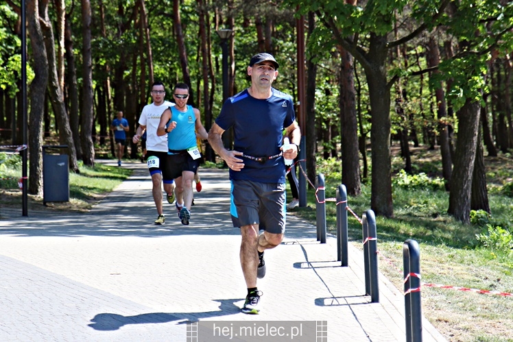 II Mielecka Dycha z JOY FITNESS: start i bieg przez Park Leśny