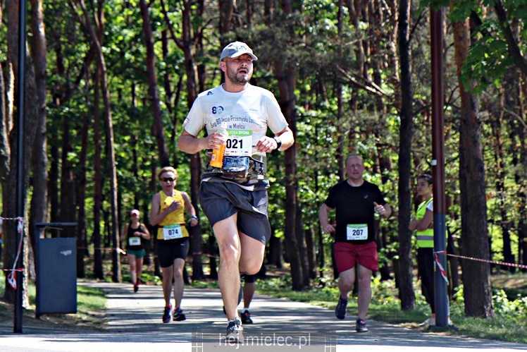 II Mielecka Dycha z JOY FITNESS: start i bieg przez Park Leśny