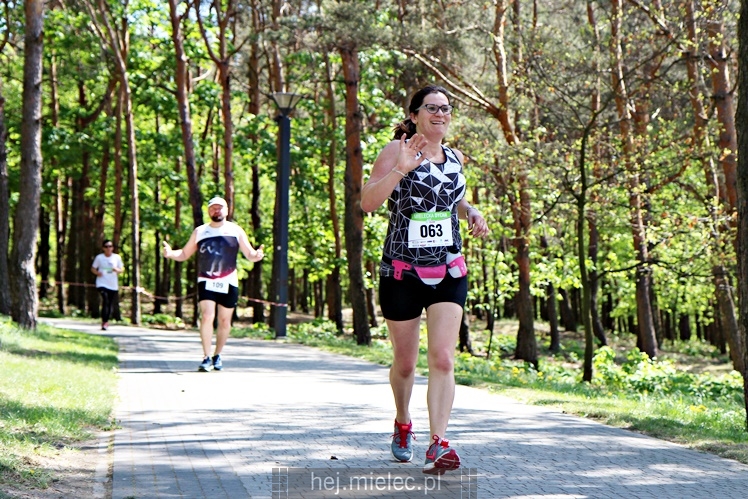 II Mielecka Dycha z JOY FITNESS: start i bieg przez Park Leśny