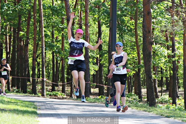 II Mielecka Dycha z JOY FITNESS: start i bieg przez Park Leśny