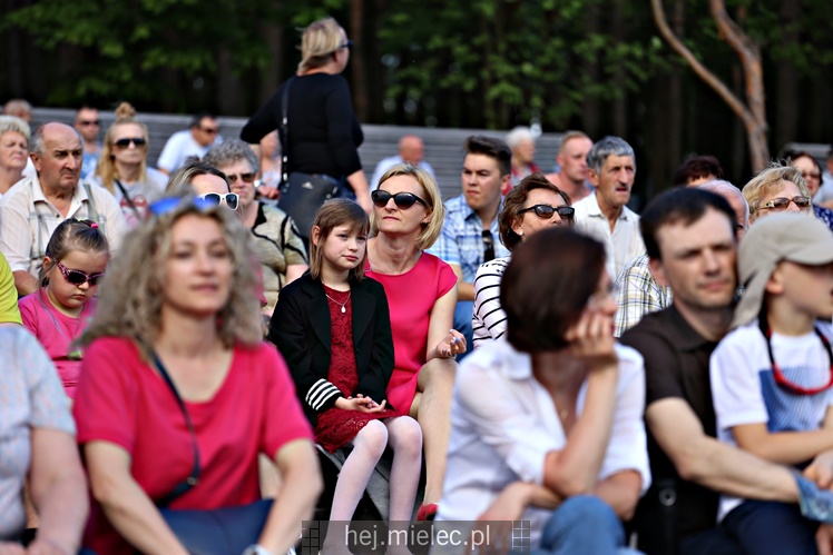 Koncert Zespoły Pieśni i Tańca ?Rzeszowiacy? na Górce Cyranowskiej