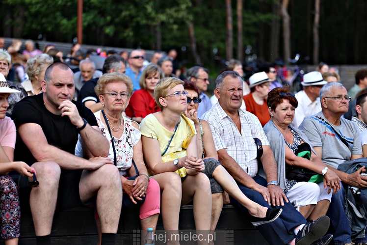 Koncert Zespoły Pieśni i Tańca ?Rzeszowiacy? na Górce Cyranowskiej