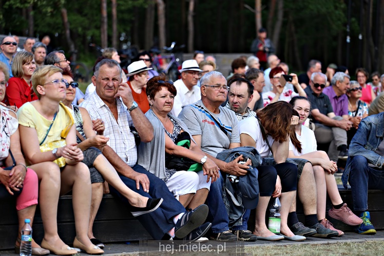 Koncert Zespoły Pieśni i Tańca ?Rzeszowiacy? na Górce Cyranowskiej