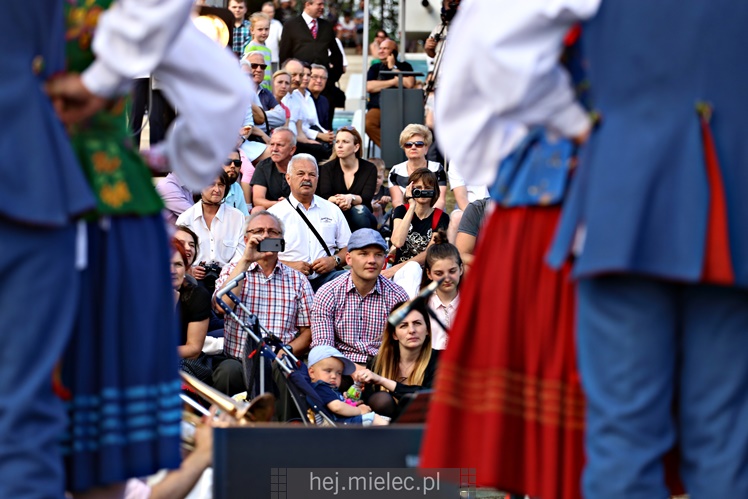 Koncert Zespoły Pieśni i Tańca ?Rzeszowiacy? na Górce Cyranowskiej