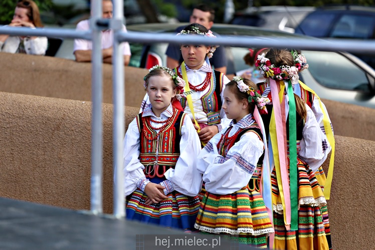 Koncert Zespoły Pieśni i Tańca ?Rzeszowiacy? na Górce Cyranowskiej