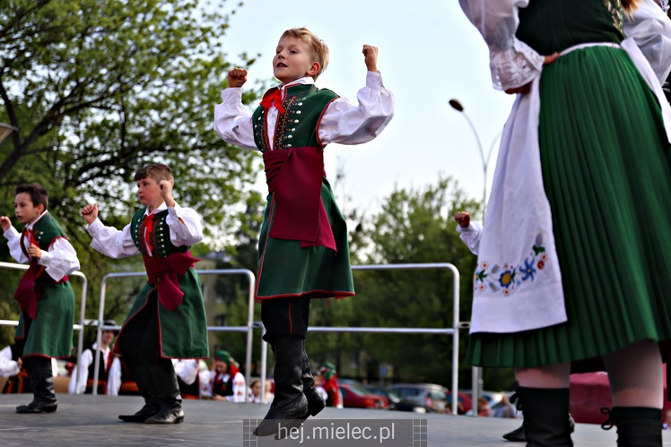 Koncert Zespoły Pieśni i Tańca ?Rzeszowiacy? na Górce Cyranowskiej