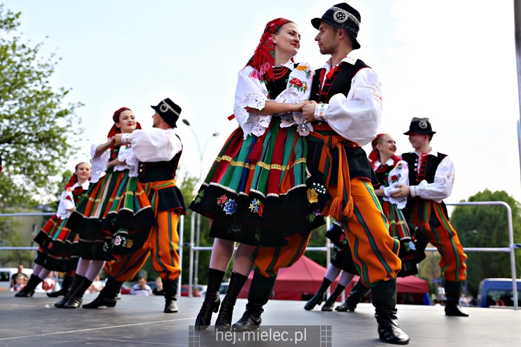 Koncert Zespoły Pieśni i Tańca ?Rzeszowiacy? na Górce Cyranowskiej
