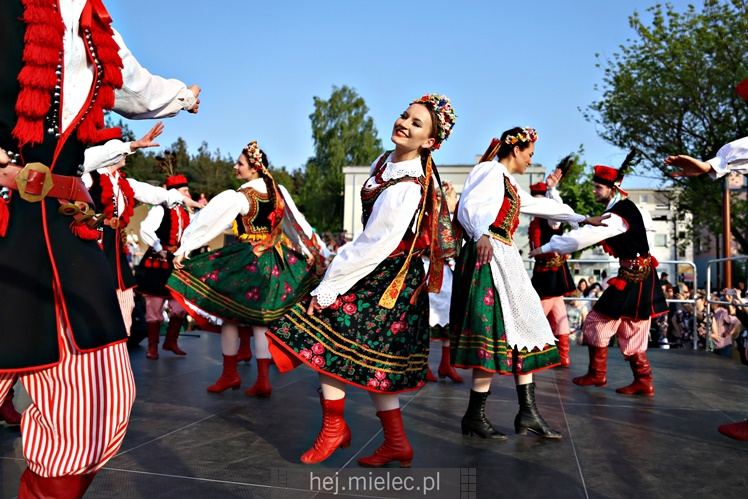 Koncert Zespoły Pieśni i Tańca ?Rzeszowiacy? na Górce Cyranowskiej