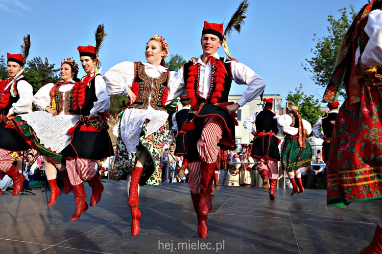 Koncert Zespoły Pieśni i Tańca ?Rzeszowiacy? na Górce Cyranowskiej