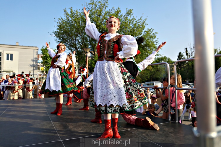 Koncert Zespoły Pieśni i Tańca ?Rzeszowiacy? na Górce Cyranowskiej