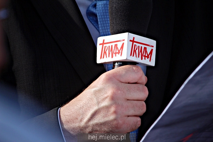 TV Trwam o mieleckim powietrzu w kontekście firmy Kronospan
