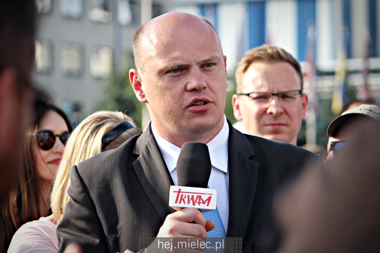 TV Trwam o mieleckim powietrzu w kontekście firmy Kronospan