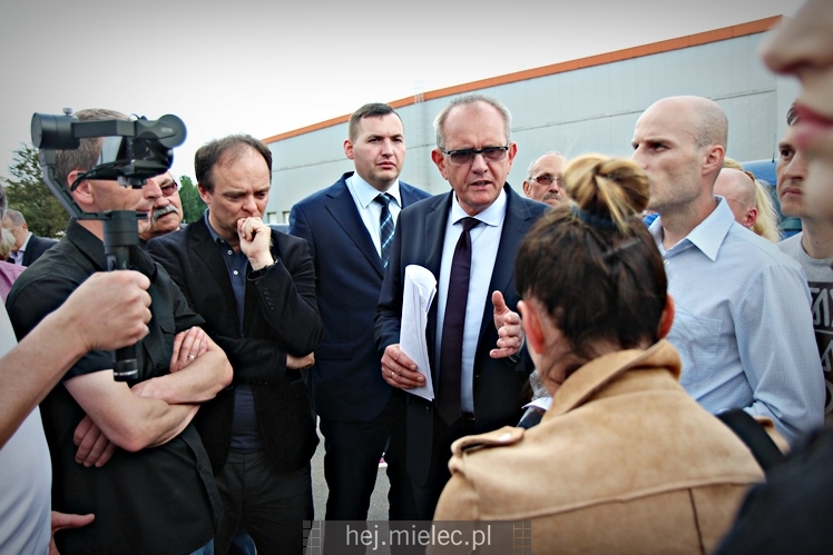 TV Trwam o mieleckim powietrzu w kontekście firmy Kronospan