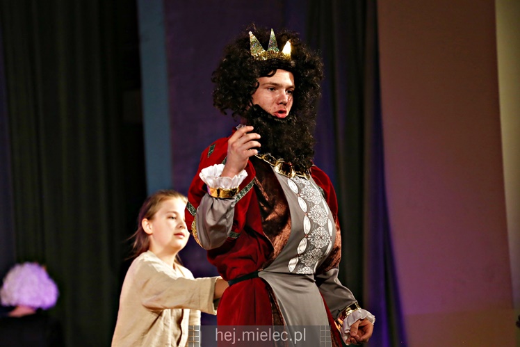 ?Komedia iście królewska? grupy ?Antrakt?
