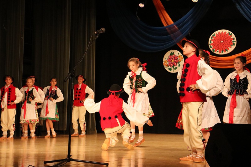 Koncert zespołu ?Abrakadabra ? Ziemia Mielecka? i Formacji Tanecznej ?Gracja?