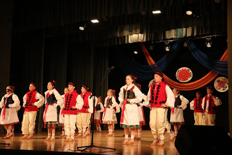 Koncert zespołu ?Abrakadabra ? Ziemia Mielecka? i Formacji Tanecznej ?Gracja?