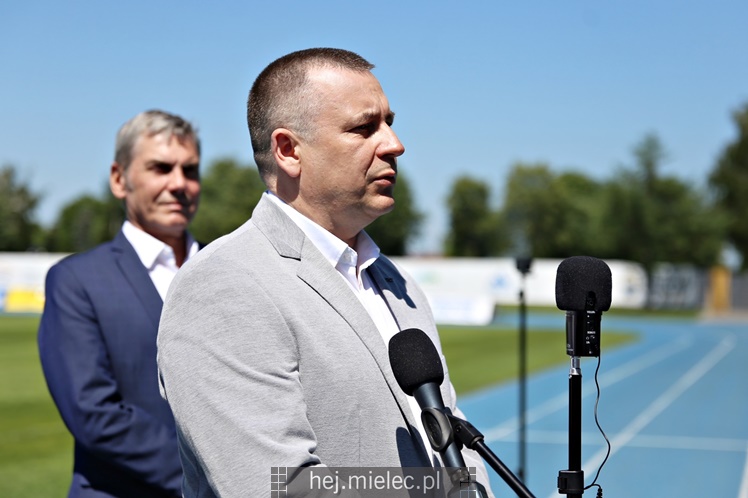 Polska Grupa Energetyczny oficjalnie sponsorem tytularnym Akademii Piłkarskiej PGE FKS Stal Mielec