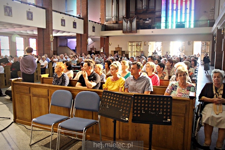 Koncert Pieśni Maryjnych w parafii MBNP