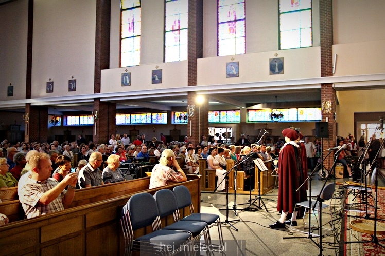 Koncert Pieśni Maryjnych w parafii MBNP
