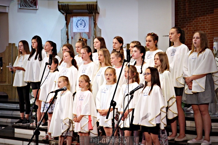 Koncert Pieśni Maryjnych w parafii MBNP