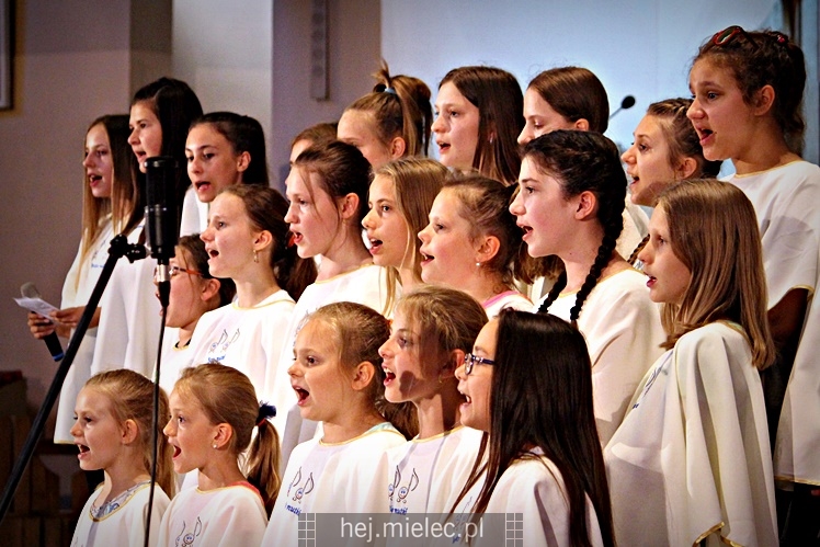 Koncert Pieśni Maryjnych w parafii MBNP