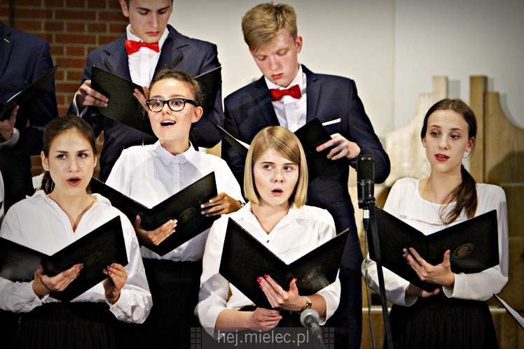 Koncert Pieśni Maryjnych w parafii MBNP