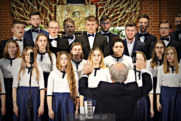 Koncert Pieśni Maryjnych w parafii MBNP