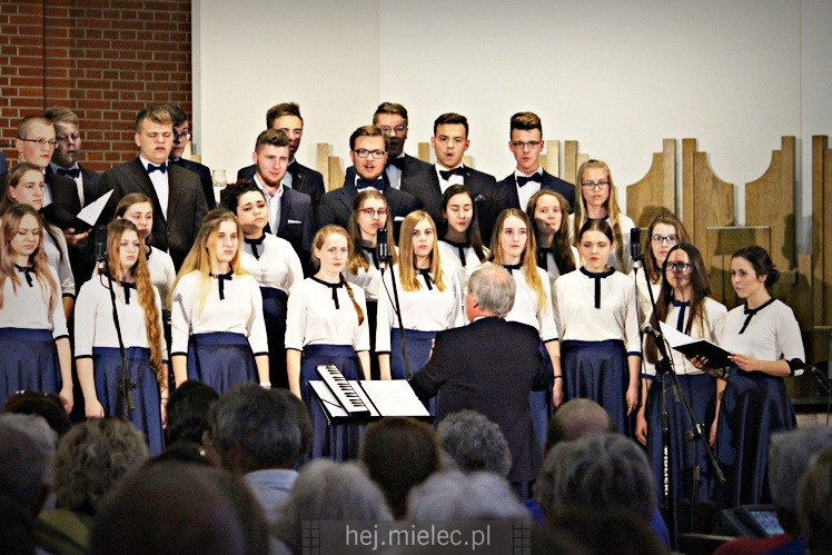 Koncert Pieśni Maryjnych w parafii MBNP