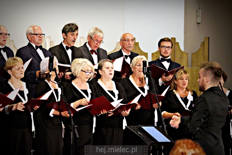 Koncert Pieśni Maryjnych w parafii MBNP
