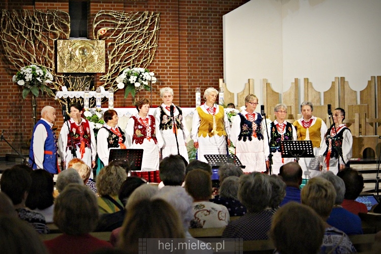 Koncert Pieśni Maryjnych w parafii MBNP