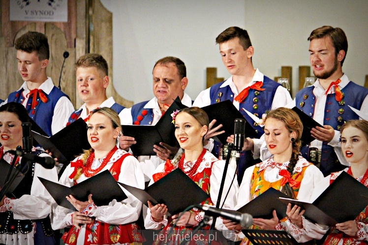 Koncert Pieśni Maryjnych w parafii MBNP