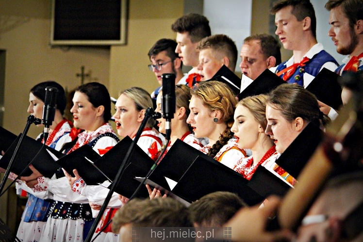 Koncert Pieśni Maryjnych w parafii MBNP