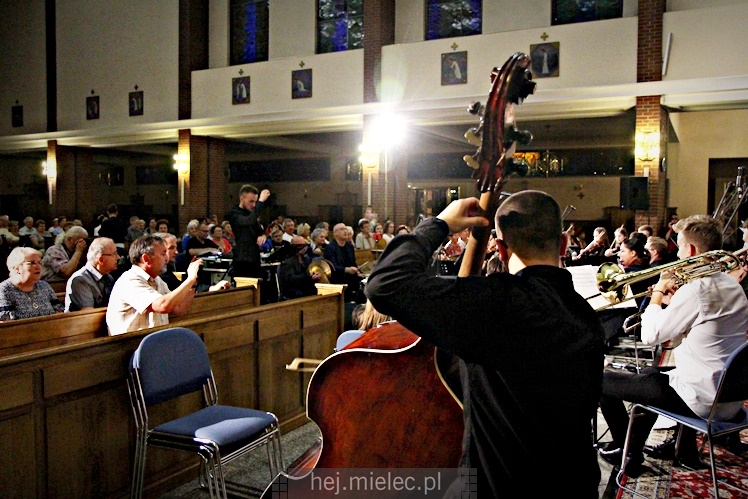 Koncert Pieśni Maryjnych w parafii MBNP