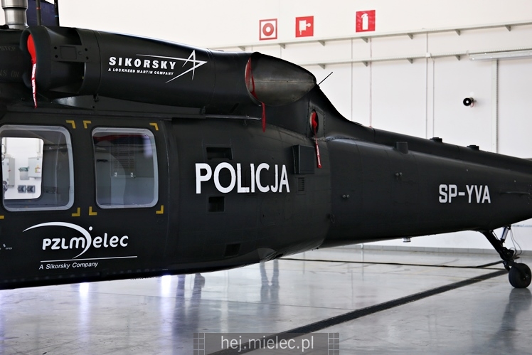 Podpisanie umowy na zakup dwóch śmigłowców Black Hawk dla polskiej Policji