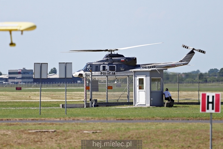 Podpisanie umowy na zakup dwóch śmigłowców Black Hawk dla polskiej Policji