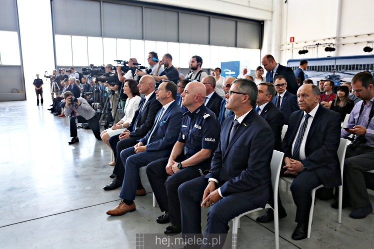 Podpisanie umowy na zakup dwóch śmigłowców Black Hawk dla polskiej Policji