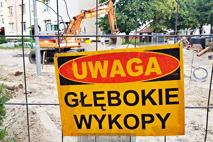 Remont ul. Kochanowskiego idzie pełną parą