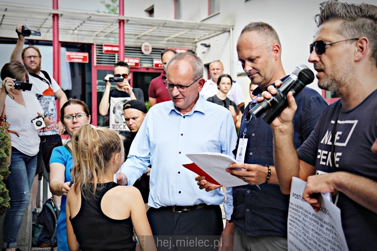 Drugi protest mielczan przeciwko firmie Kronospan