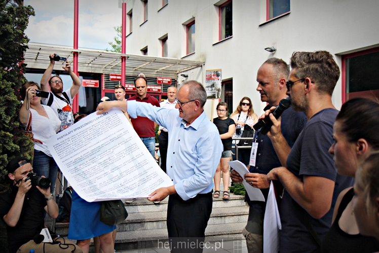 Drugi protest mielczan przeciwko firmie Kronospan