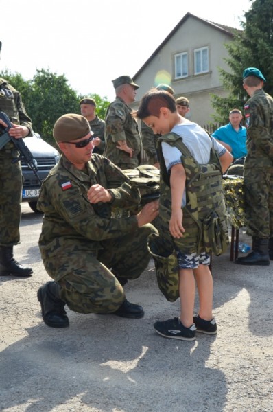 Kamień porucznika Jana Hajca odsłonięty w Książnicach