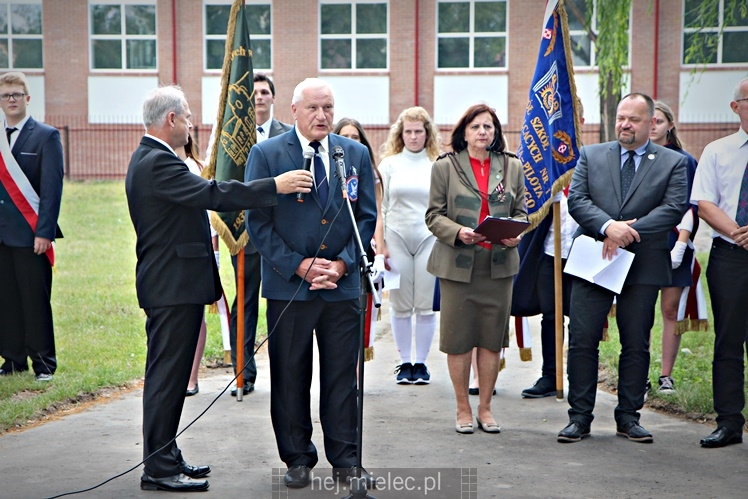 Posadzenie Dębów Niepodległości Jana Weryńskiego i Augusta Jadernego